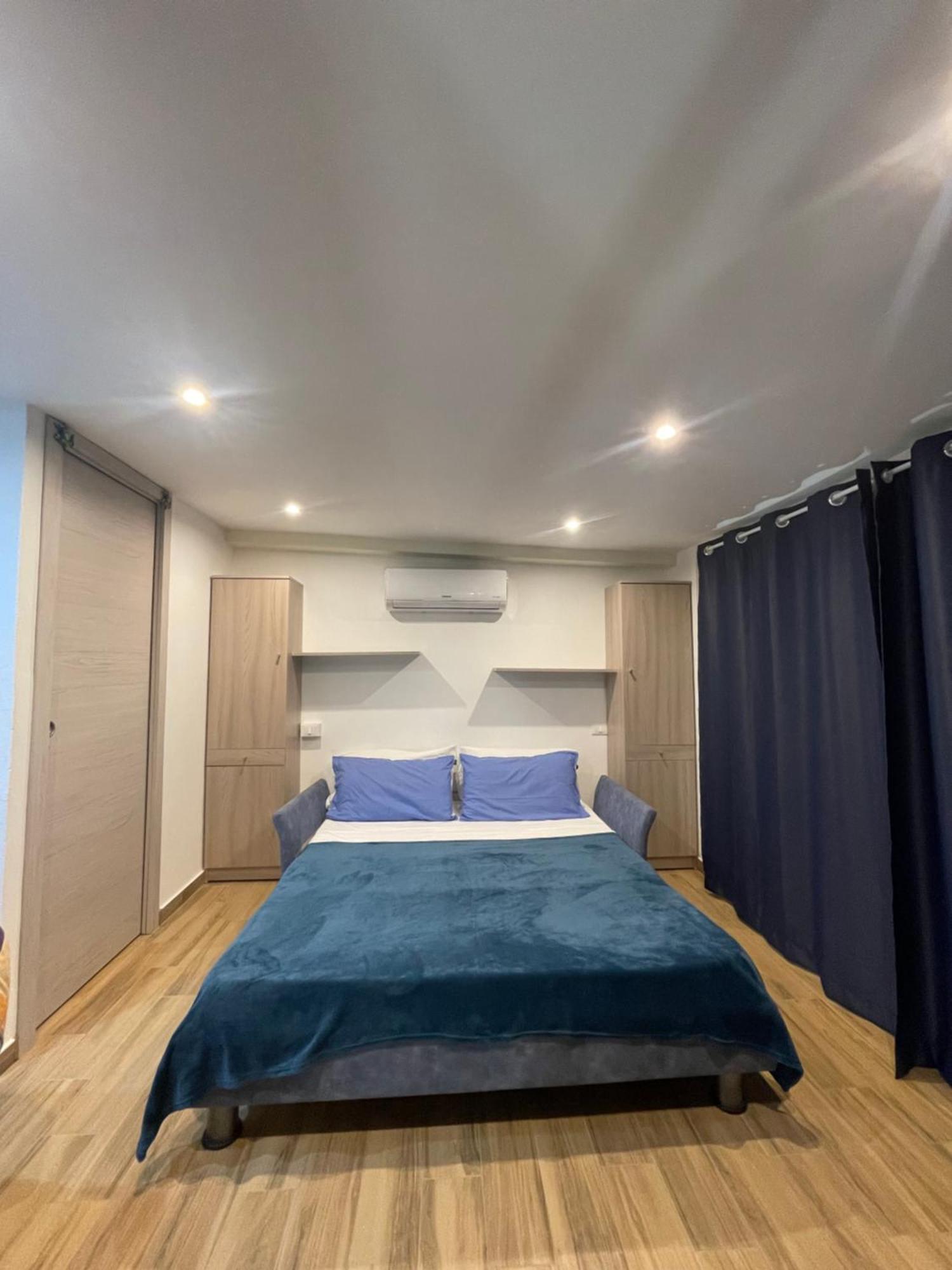 Stay In Center Tao Apartments ตาออร์มินา ภายนอก รูปภาพ