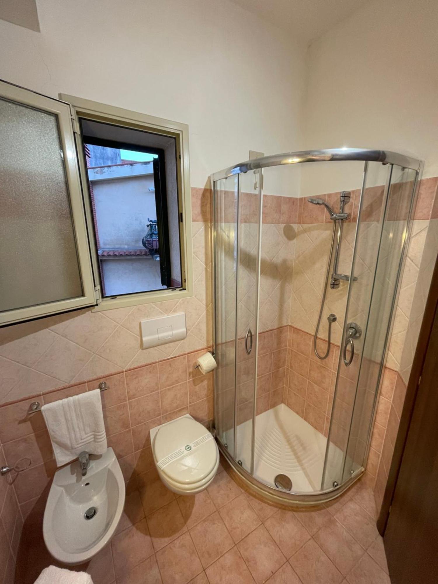 Stay In Center Tao Apartments ตาออร์มินา ภายนอก รูปภาพ