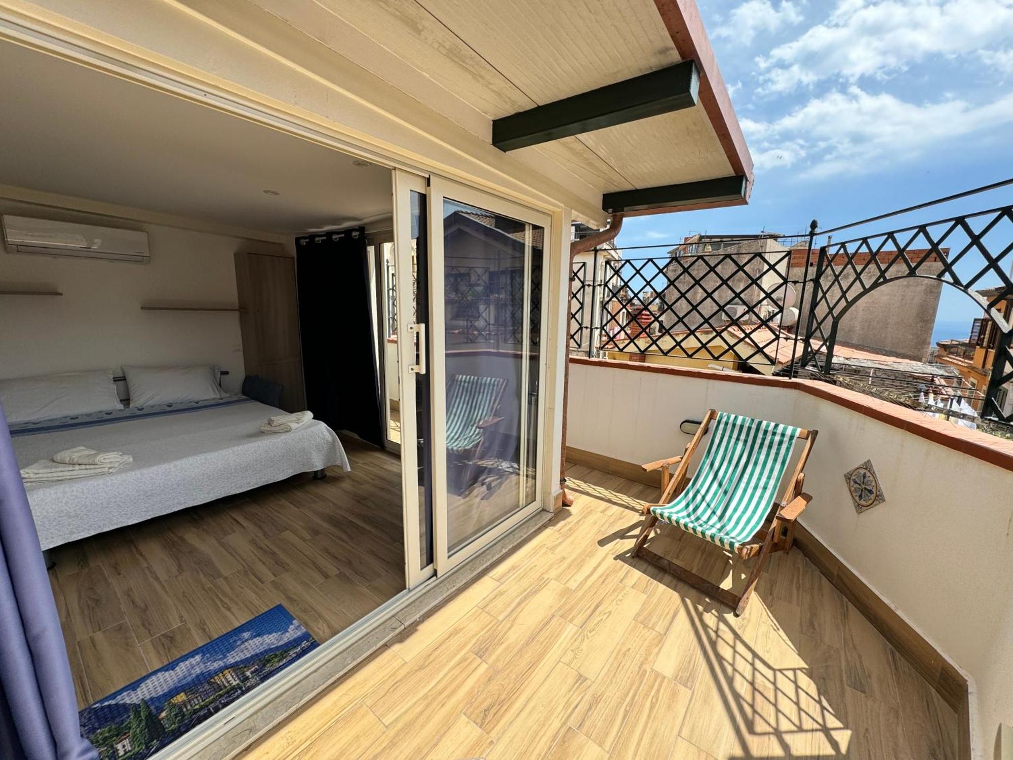 Stay In Center Tao Apartments ตาออร์มินา ภายนอก รูปภาพ
